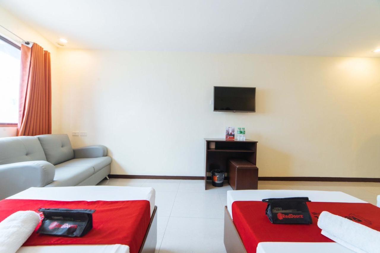 Reddoorz Near Victoria Mall Davao City 외부 사진